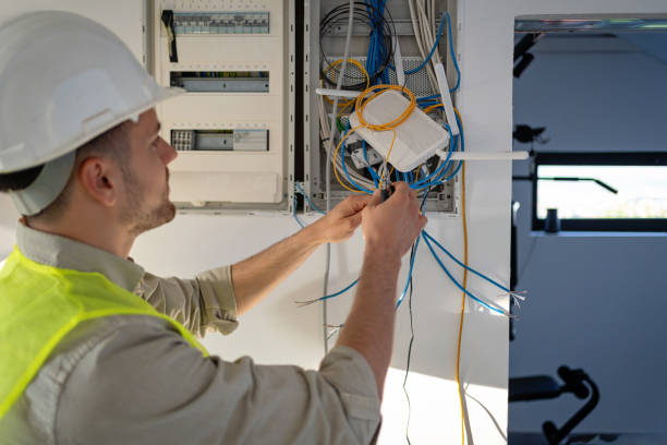 Best Circuit Breaker Repair  in Collinsville, AL